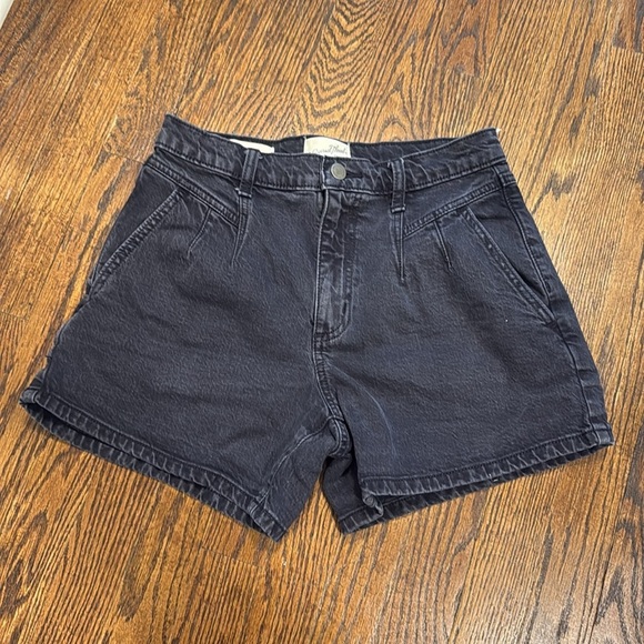 Universal Thread Tapered High Rise Black Jean Shorts - Picture 1 of 5